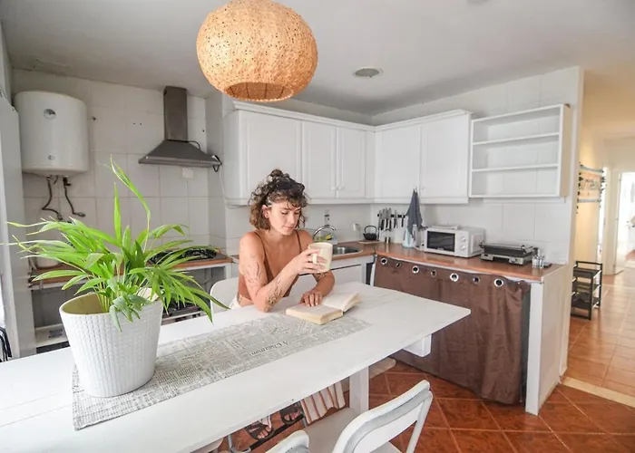 Cozy Private With Patio * Lisboa